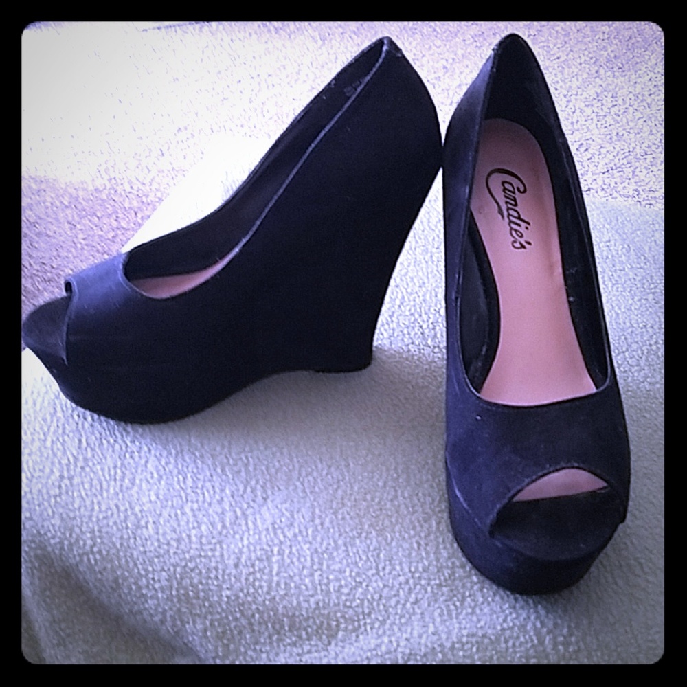 Cute black suede peep toe shoes